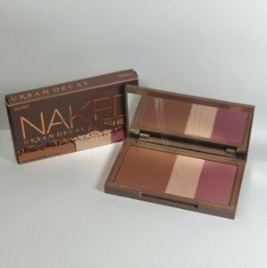 Urban Decay Naked Flushed Palette